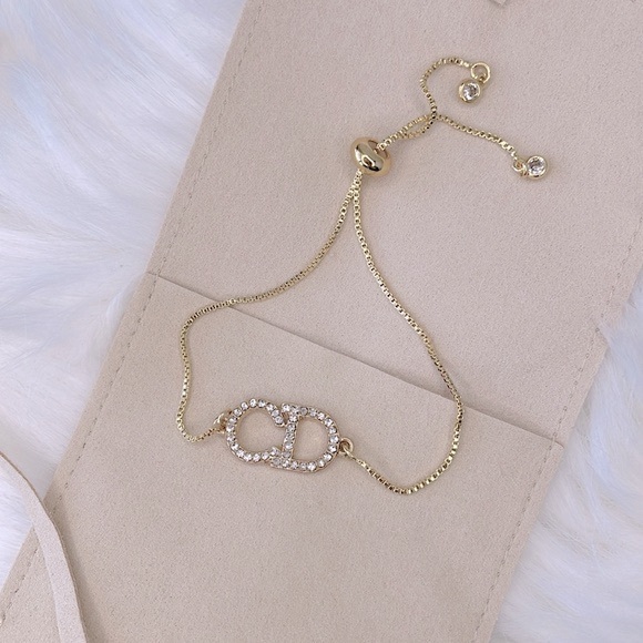 Luxury Zipper Pull Charm Bracelet - Picture 5 of 9